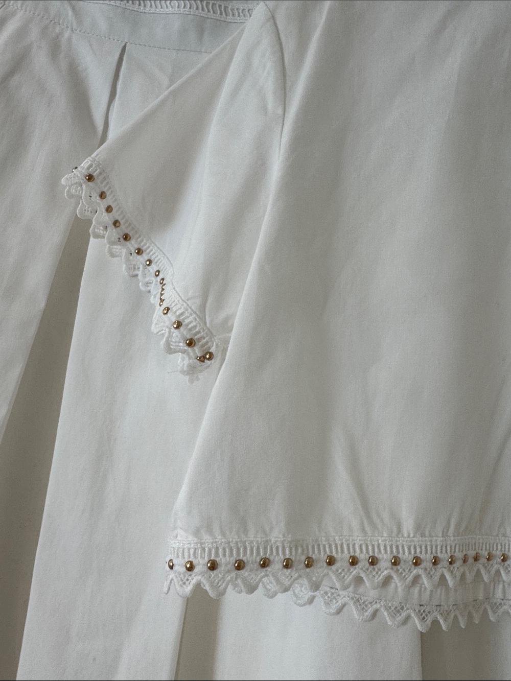 Benaar White Two-Piece Eyelet Trim Skirt Set - Picture 4 of 5